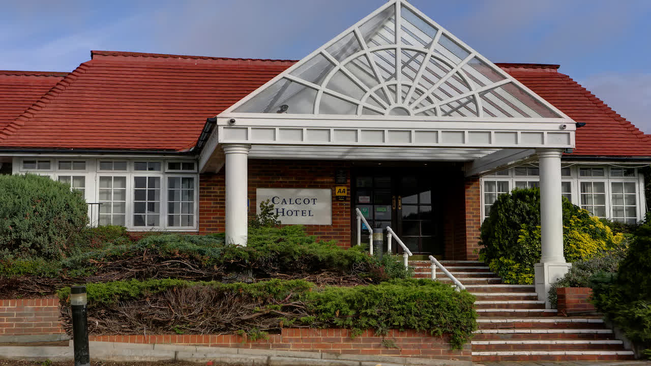 Best Western Reading Calcot Hotel exterior
